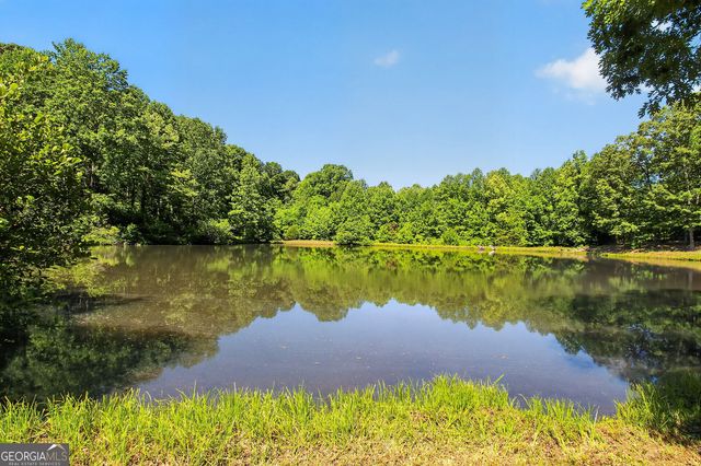 72 Lake Court, Jefferson, GA 30549