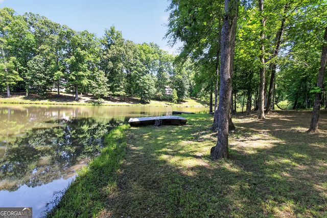72 Lake Court, Jefferson, GA 30549