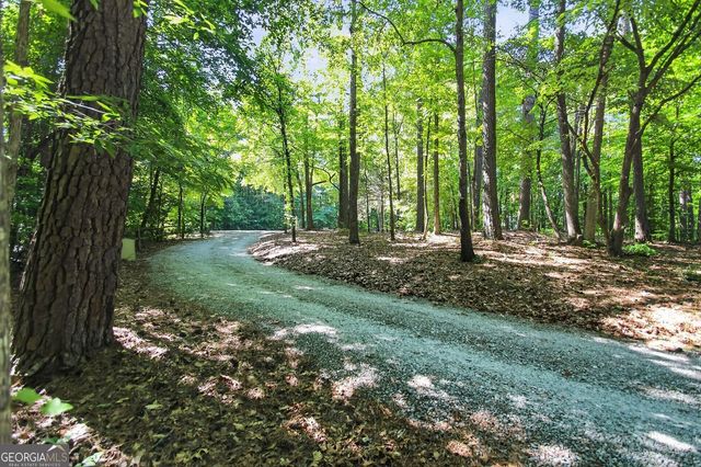 72 Lake Court, Jefferson, GA 30549