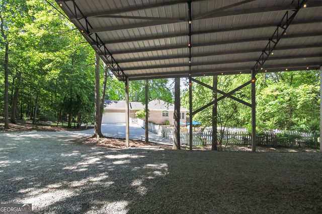 72 Lake Court, Jefferson, GA 30549
