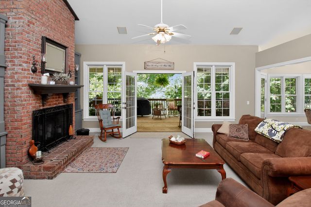 72 Lake Court, Jefferson, GA 30549