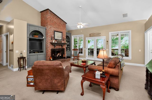 72 Lake Court, Jefferson, GA 30549