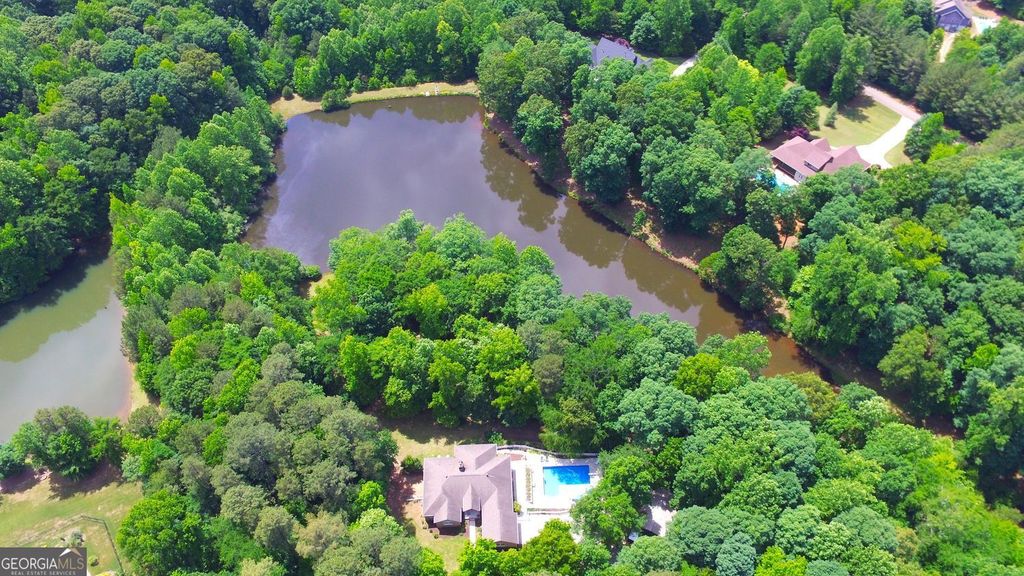 72 Lake Court, Jefferson, GA 30549