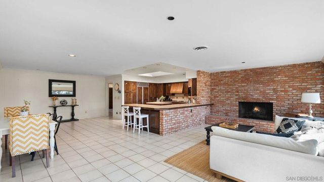 6427 Golfcrest Dr., San Diego, CA 92119