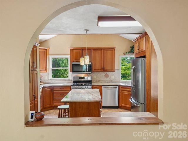 41 Saint Andrews Road, Arden, NC 28704