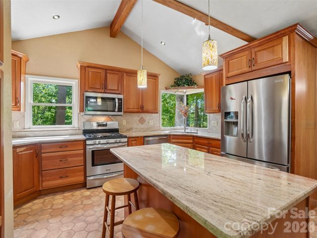 41 Saint Andrews Road, Arden, NC 28704