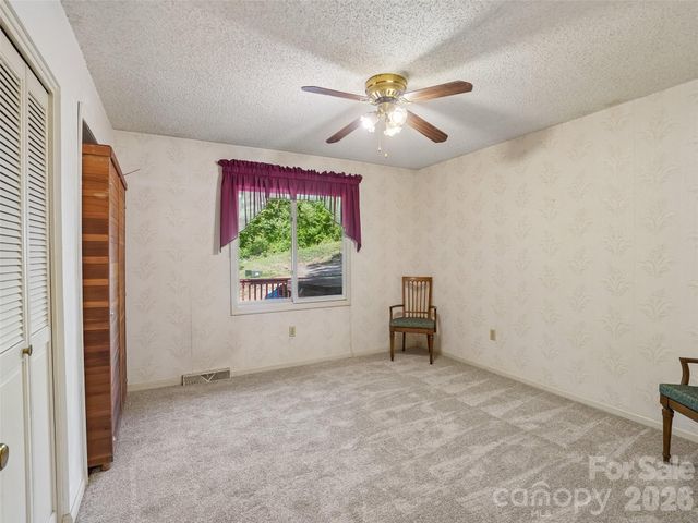41 Saint Andrews Road, Arden, NC 28704