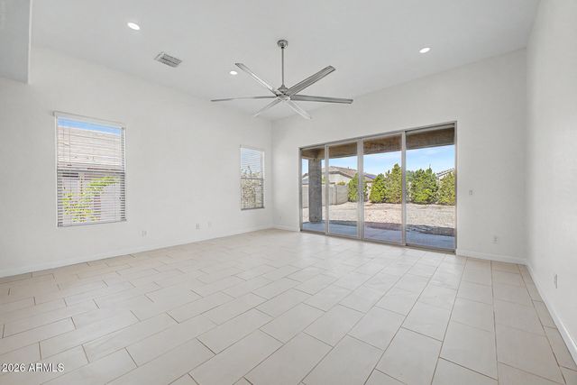 9210 W VERMONT Avenue, Glendale, AZ 85305
