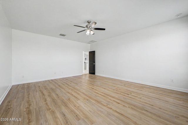9210 W VERMONT Avenue, Glendale, AZ 85305
