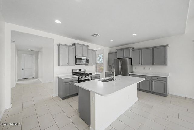 9210 W VERMONT Avenue, Glendale, AZ 85305