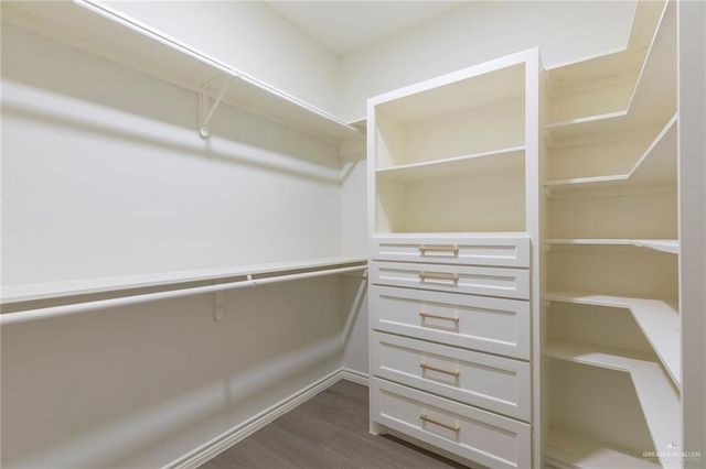 5924 N Pedaso Del Sol Street, Edinburg, TX 78542