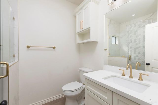 5924 N Pedaso Del Sol Street, Edinburg, TX 78542