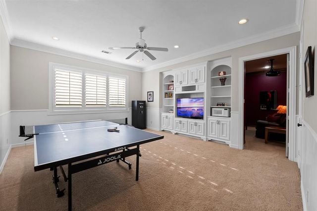 15 Quintelle Court, The Woodlands, TX 77382