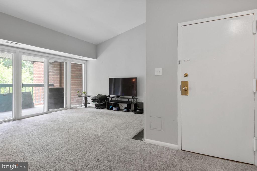 11841 SHIRE CT #31D, Reston, VA 20191
