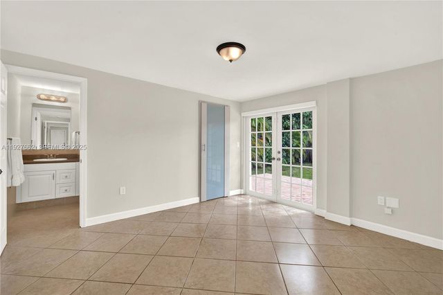 9312 SW 182nd St 0, Palmetto Bay, FL 33157