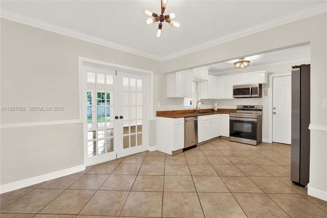 9312 SW 182nd St 0, Palmetto Bay, FL 33157