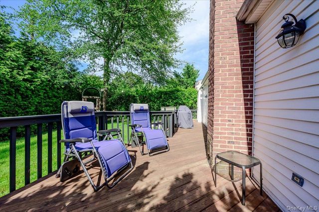 928 Northfield Road, Woodmere, NY 11598