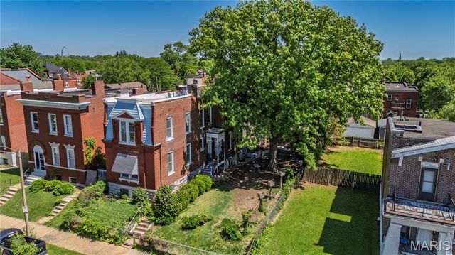 3230 Iowa Avenue, St Louis, MO 63118
