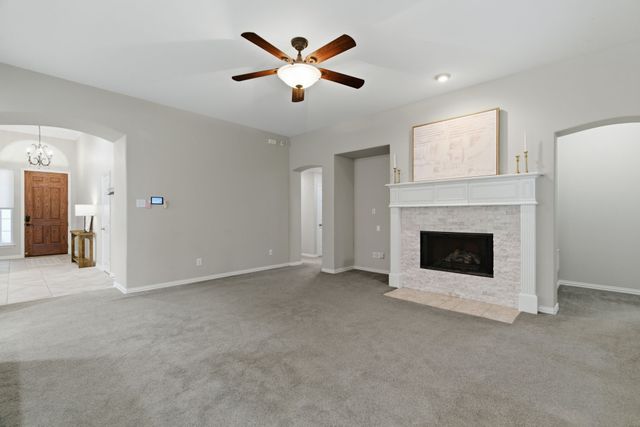8215 Carter Street, Lantana, TX 76226