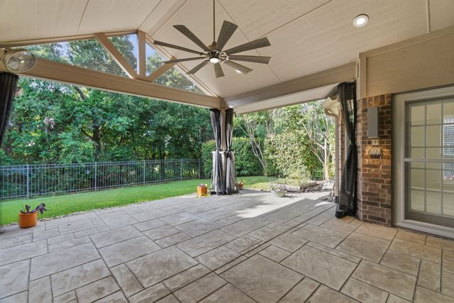 8215 Carter Street, Lantana, TX 76226