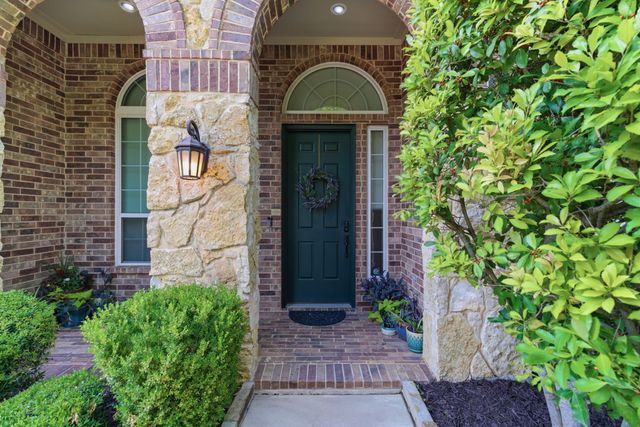 8215 Carter Street, Lantana, TX 76226