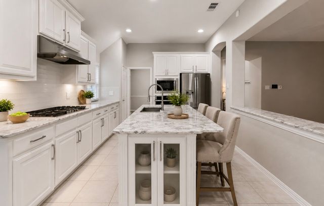 8215 Carter Street, Lantana, TX 76226