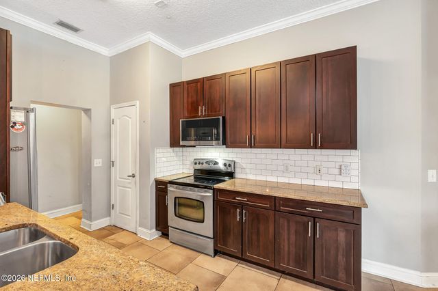 2502 WINGED ELM Drive E, Jacksonville, FL 32246