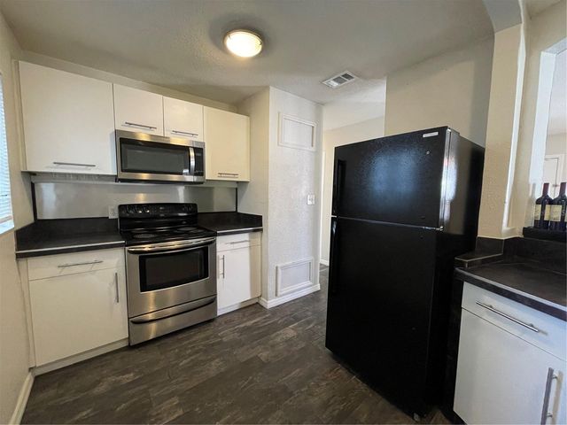 1311 W LEMON STREET, Tampa, FL 33606