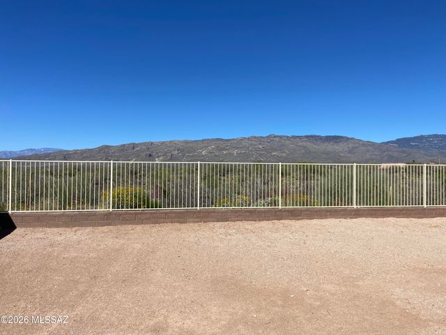8814 S Circulo Generoso, Vail, AZ 85641
