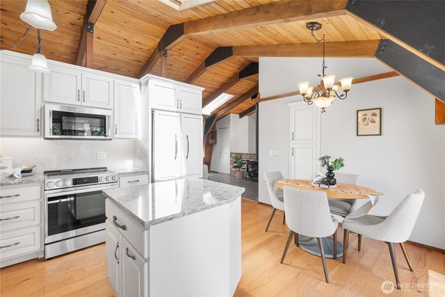 3881 Gala Loop, Bellingham, WA 98226