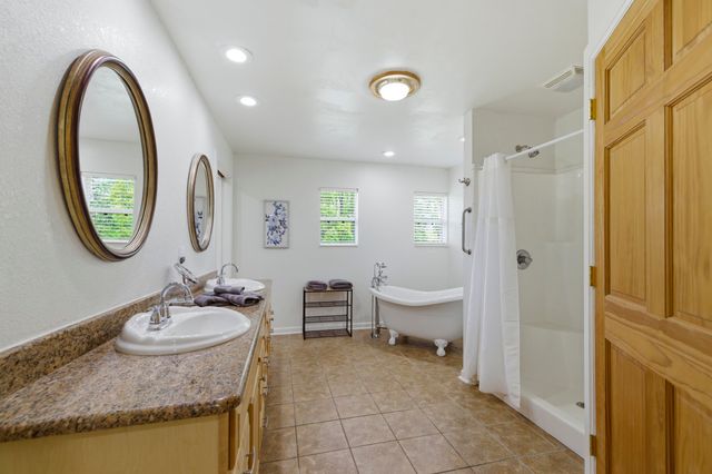 3710 Anthony Drive, Tallahassee, FL 32309