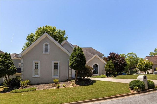 3736 Harts Place, Chamblee, GA 30341