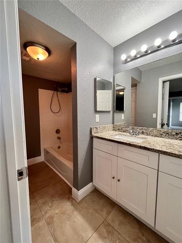4548 COMMANDER DRIVE 1412, Orlando, FL 32822