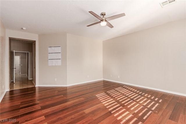 7301 Royal Melbourne Drive, Las Vegas, NV 89131