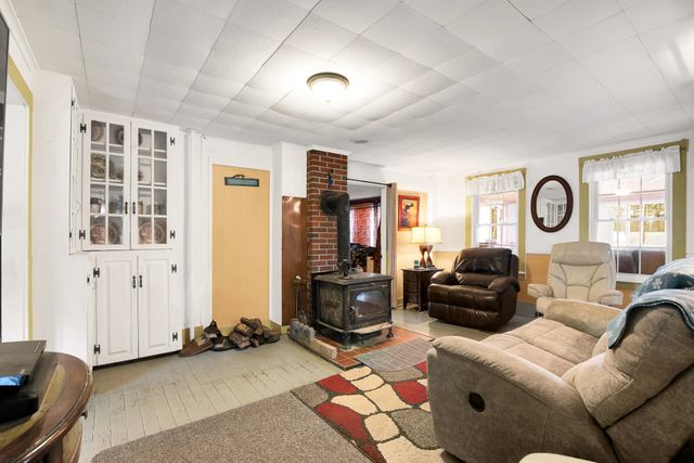 671 Washington Street, Barrington, NH 03825