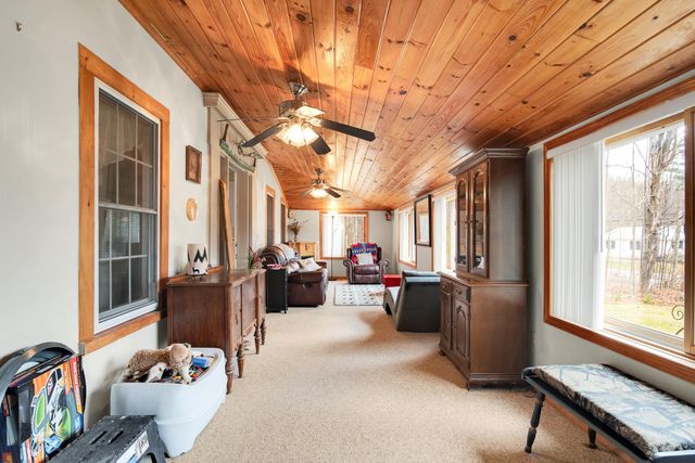 671 Washington Street, Barrington, NH 03825