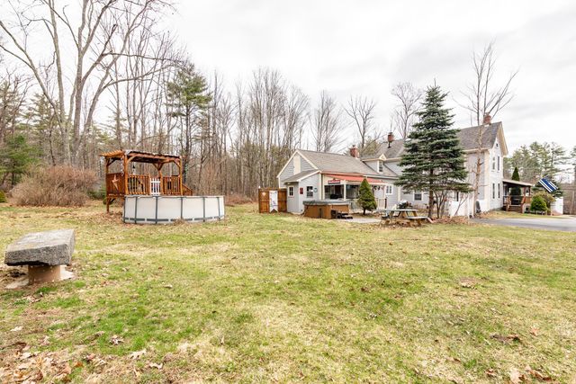 671 Washington Street, Barrington, NH 03825