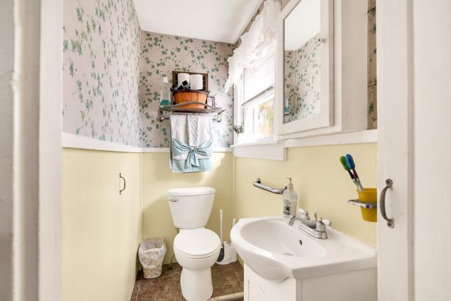671 Washington Street, Barrington, NH 03825