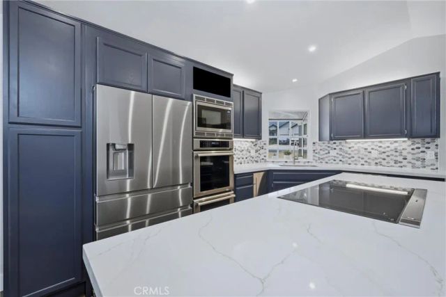 19231 Ravenhill Road, Hidden Valley Lake, CA 95467