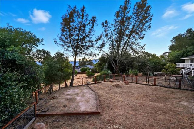 19231 Ravenhill Road, Hidden Valley Lake, CA 95467