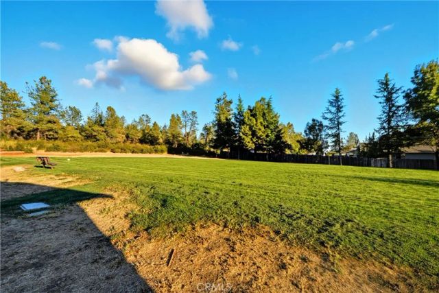 19231 Ravenhill Road, Hidden Valley Lake, CA 95467