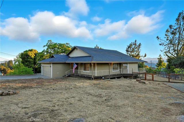 19231 Ravenhill Road, Hidden Valley Lake, CA 95467