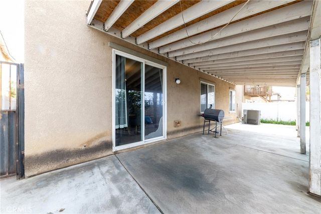 3890 Akina, Perris, CA 92571