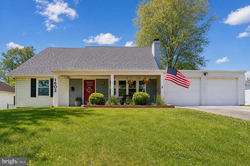 1602 PITTSFIELD LN, Bowie, MD 20716