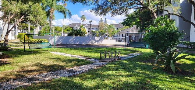 11295 W Atlantic Blvd 303, Coral Springs, FL 33071