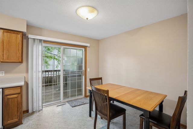 1725 North Avenue, Norwalk, IA 50211
