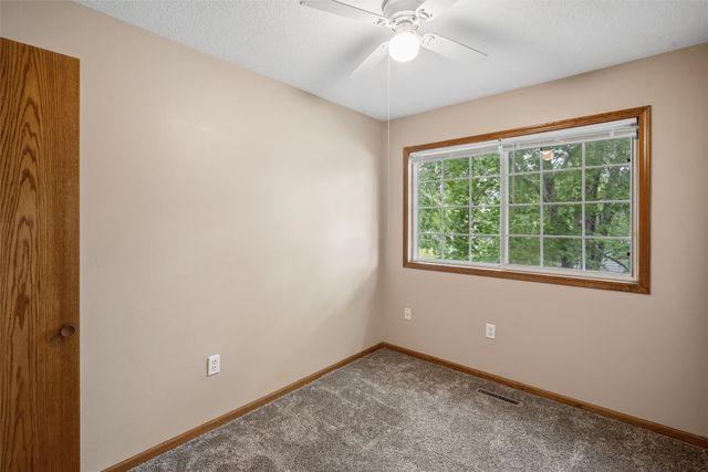 1725 North Avenue, Norwalk, IA 50211