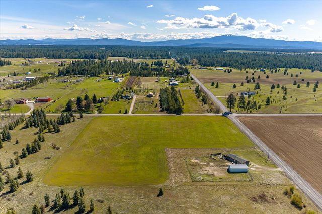 3808 W Montgomery Rd, Deer Park, WA 99006