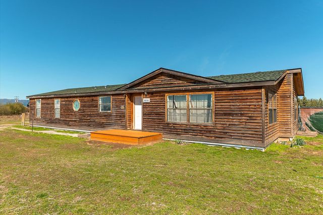 3808 W Montgomery Rd, Deer Park, WA 99006