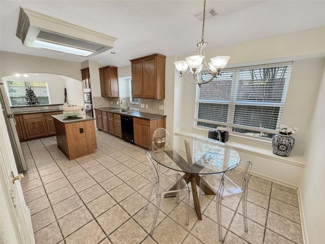 62 N Abram Circle, The Woodlands, TX 77382